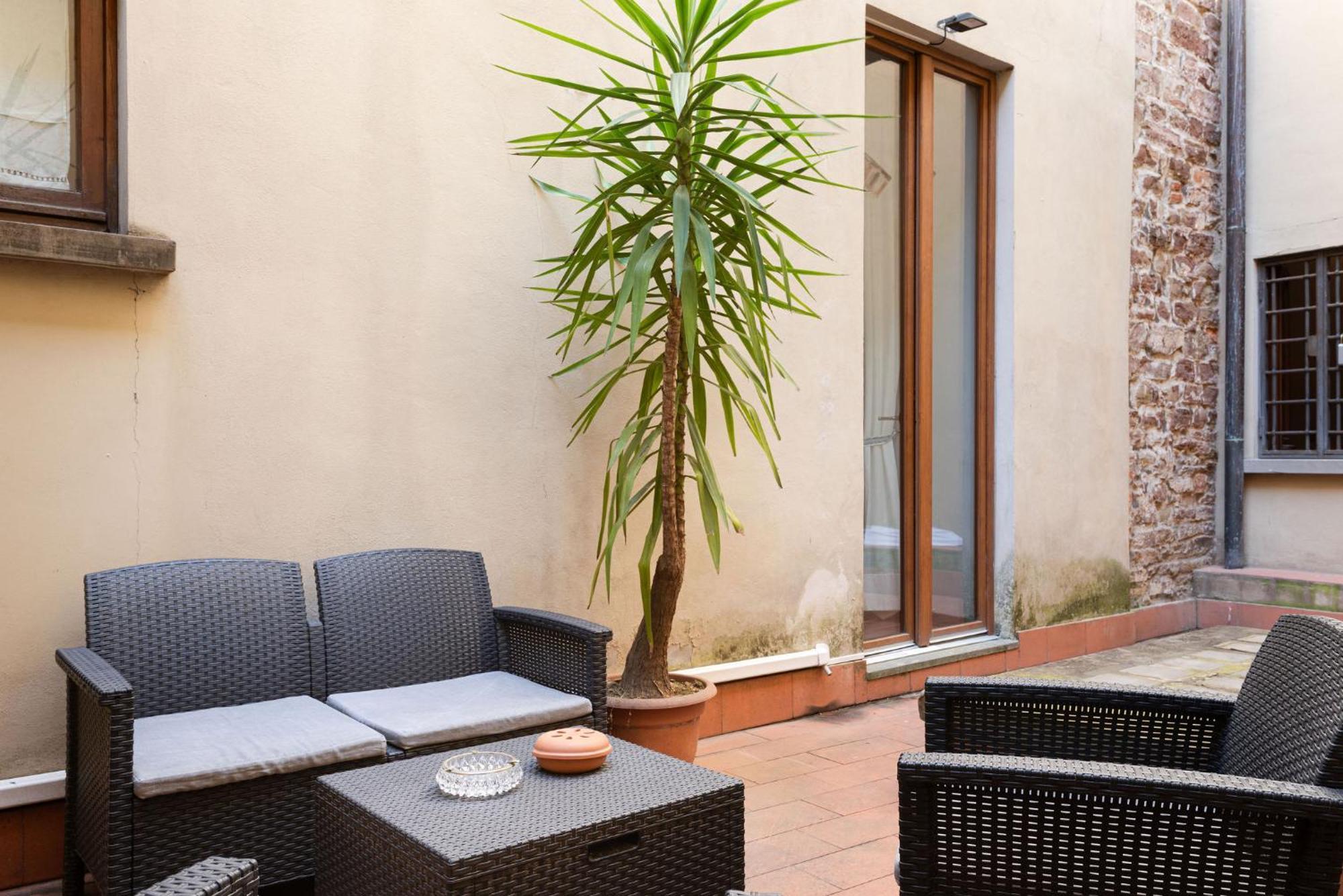 Signoria Apartment With Patio フィレンツェ エクステリア 写真