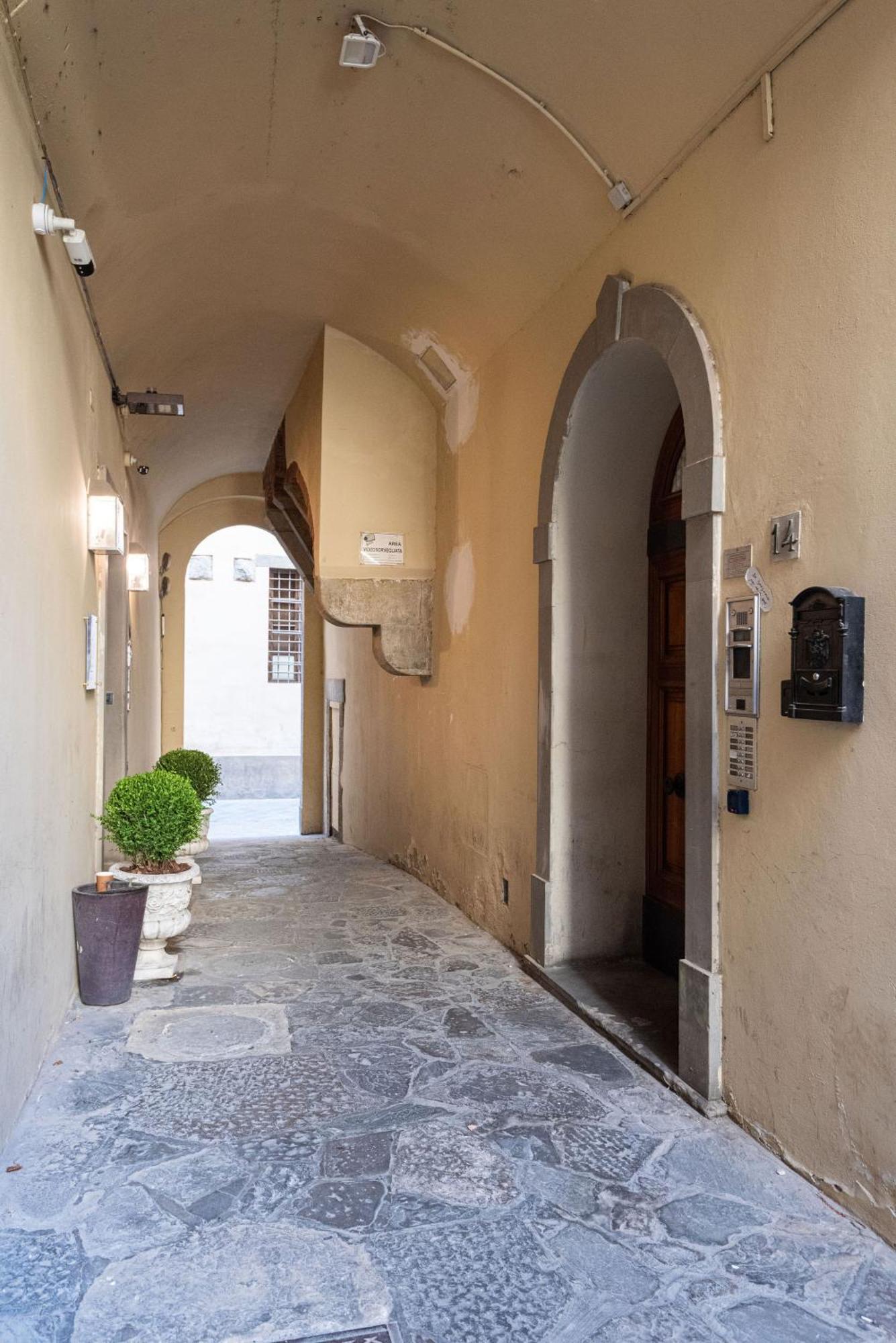 Signoria Apartment With Patio フィレンツェ エクステリア 写真